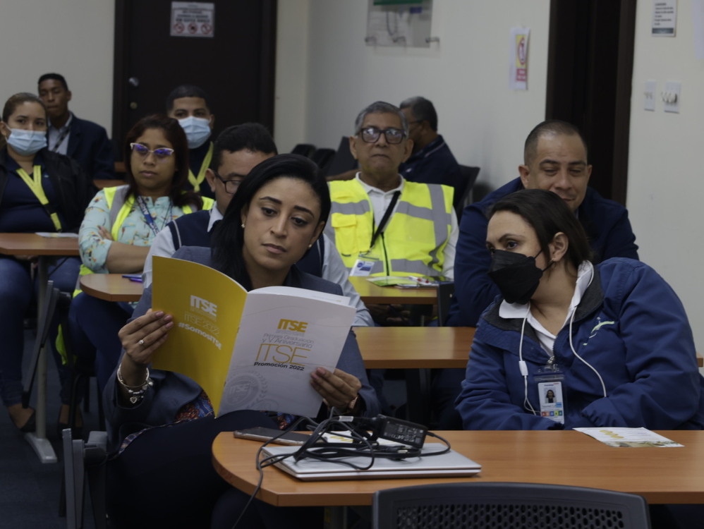 Imagen de portada ITSE promueve su oferta académica entre colaboradores del Aeropuerto Internacional de Tocumen S.A. 
