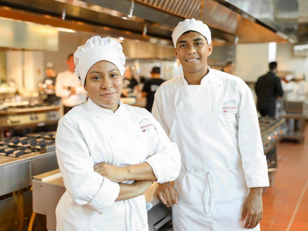 Imagen de portada Estudiante de Artes Culinarias del ITSE gana Concurso de Cocina Tutiplén