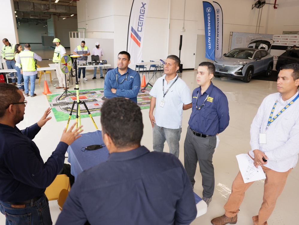 Imagen de portada ITSE realiza Feria Tecnología Industrial por su V Aniversario 