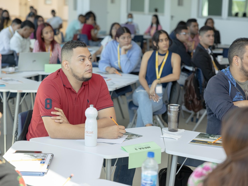 Imagen de portada Escuela de Negocios del ITSE realiza seminario Taller Planificación de la Demanda