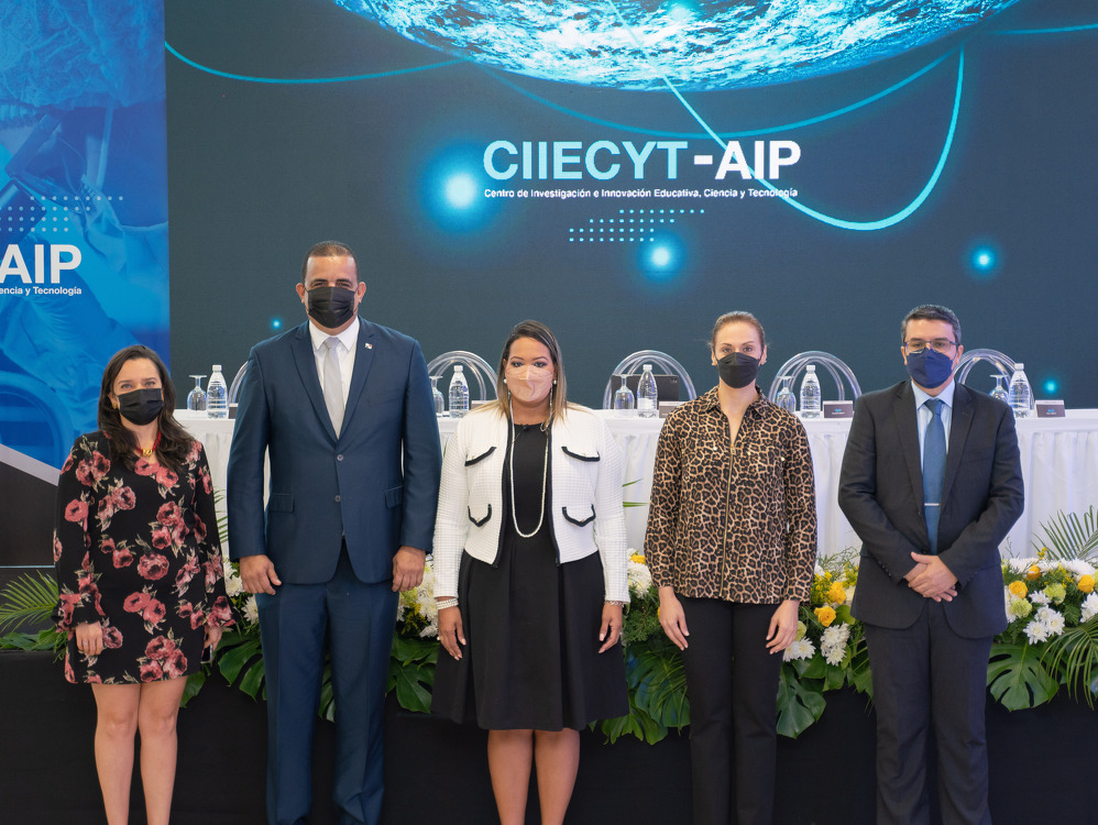 Imagen de portada Desde el ITSE se inaugura el  Centro de Investigación e Innovación Educativa, Ciencia y Tecnología (CIIECYT-AIP)