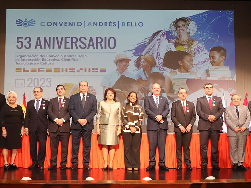 Imagen de portada Gerente Educativa del ITSE asiste a ceremonia de celebración del 53 aniversario de la fundación del Convenio Andrés Bello 
