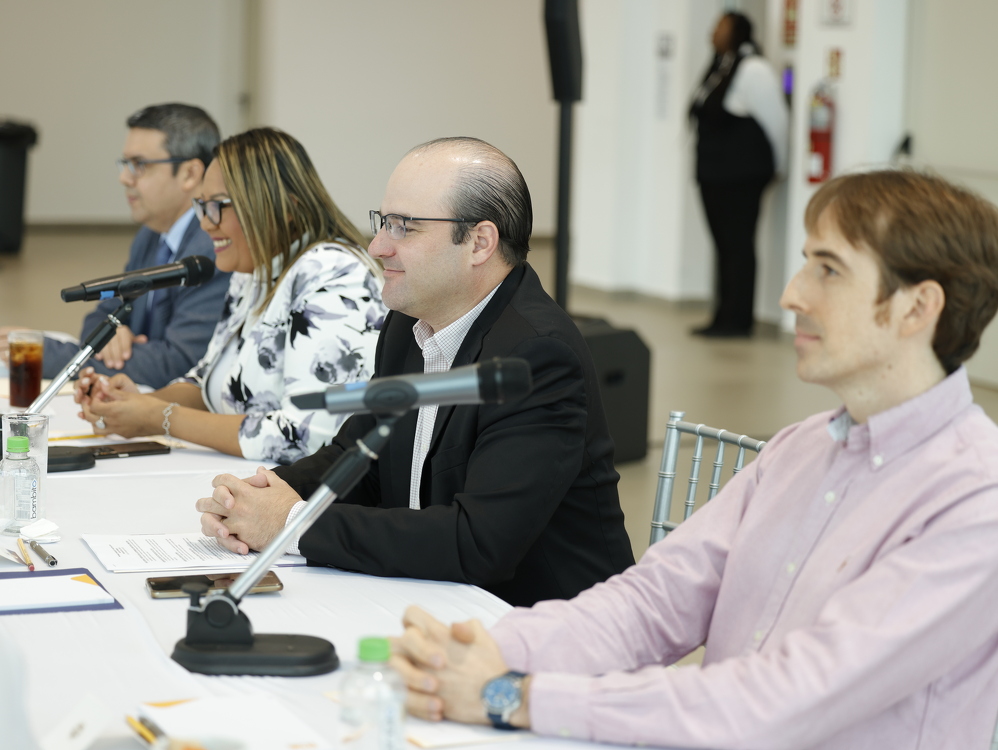 Imagen de portada Junta directiva de la CCIAP realiza reunión en las instalaciones del Campus ITSE