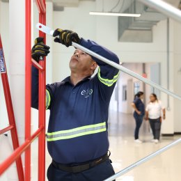 ITSE fortalece la formación técnica con nuevos equipos para simulacros de trabajo en altura.