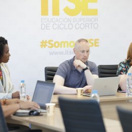 ITSE fortalece su proyección internacional con visita de delegación de Edinburgh College de Escocia