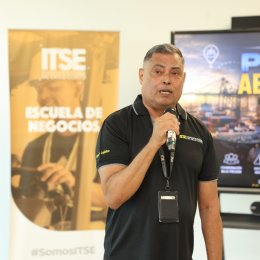 Logística sin Fronteras: Estudiantes del ITSE Fortalecen su Visión Operativa con Masterclass Especializada