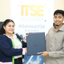 ITSE avanza en la entrega extraordinaria de títulos y fortalece la incorporación de nuevos profesionales al país