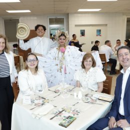 Estudiantes de Artes Culinarias del ITSE demuestran sus competencias en restaurante simulado ante representantes de la Fundación JUPÁ