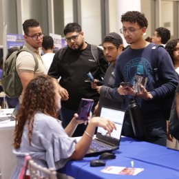 ITSE conecta a sus estudiantes con el mercado laboral global en el Encuentro de Oportunidades Internacionales 2026