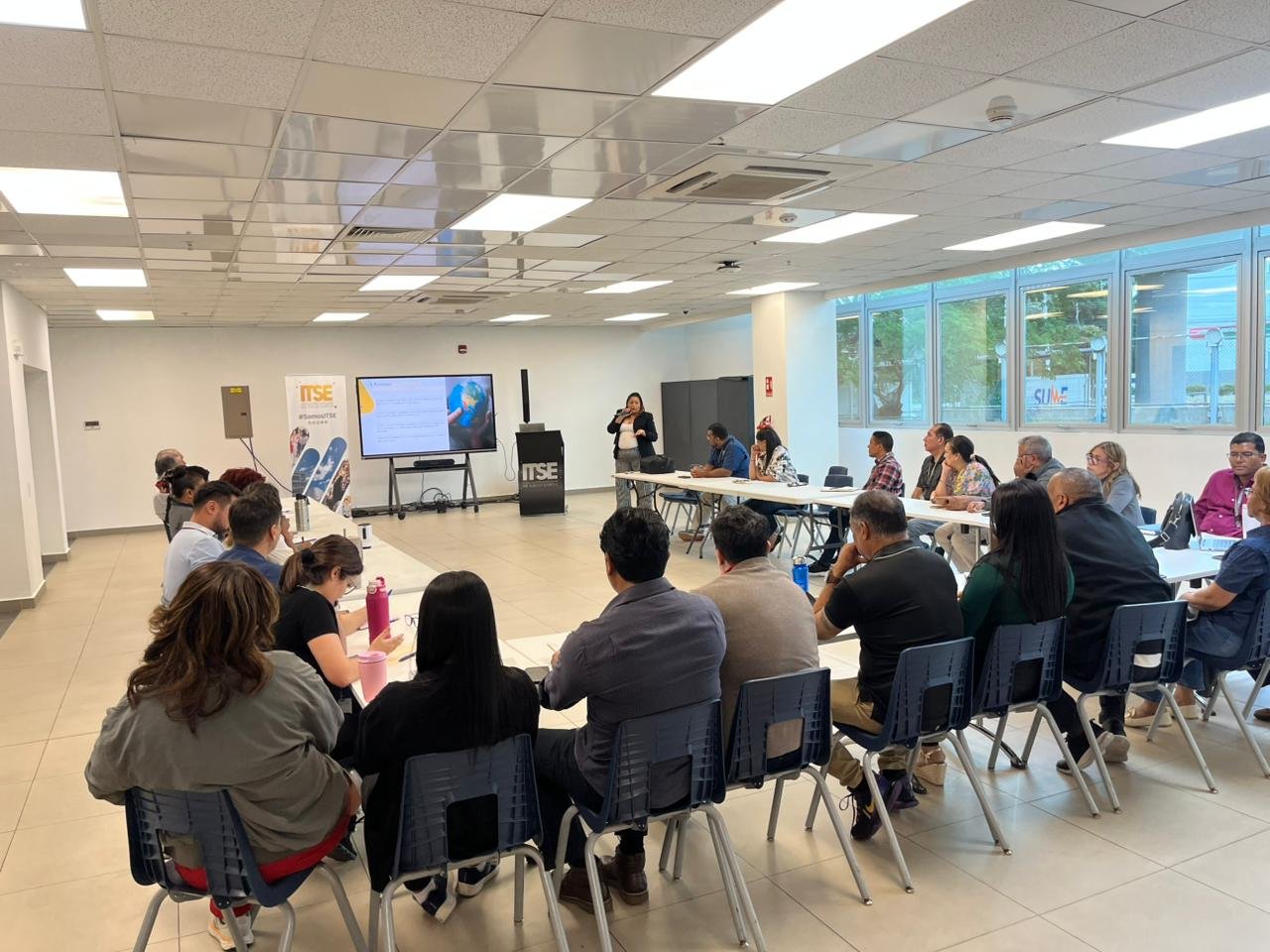 El ITSE avanza en la formación docente para la internacionalización.
