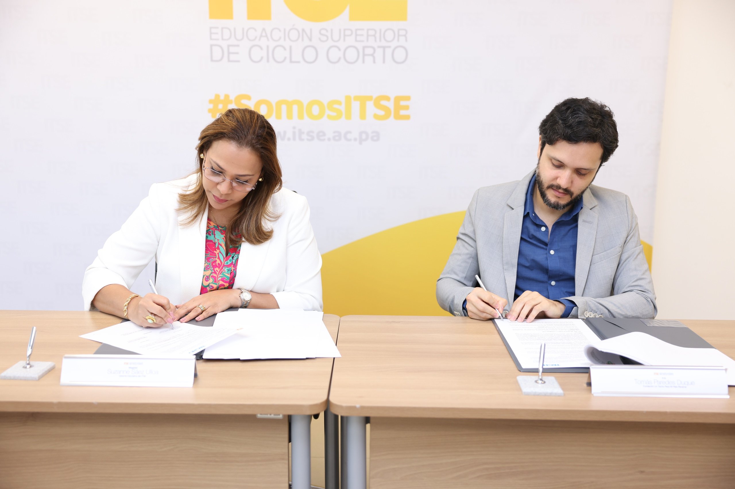 ITSE y Fundación TECHO Panamá impulsan alianza para fortalecer la formación con impacto social