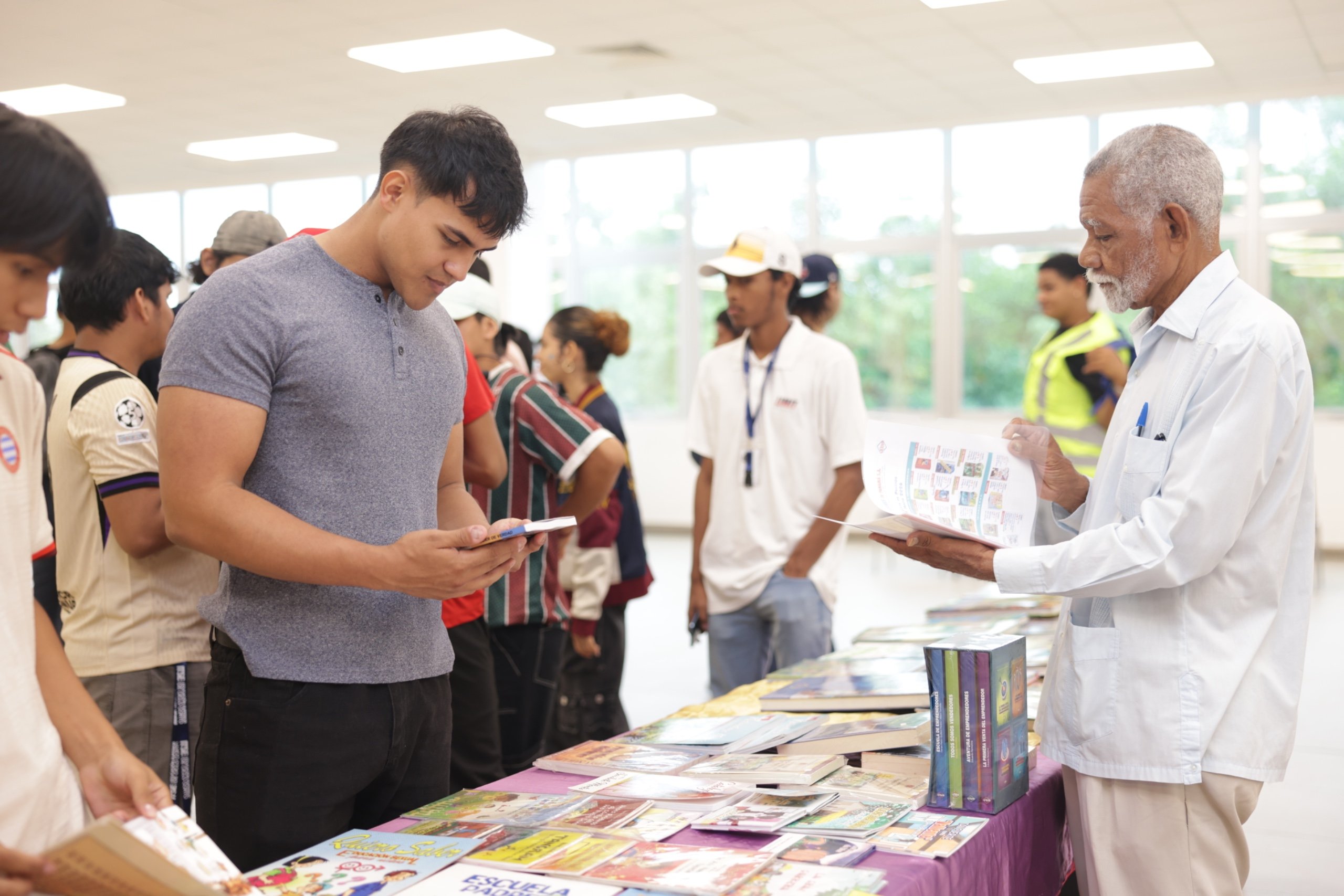 ITSE celebra el “Festival de Libros y Lectores” como vitrina cultural y académica