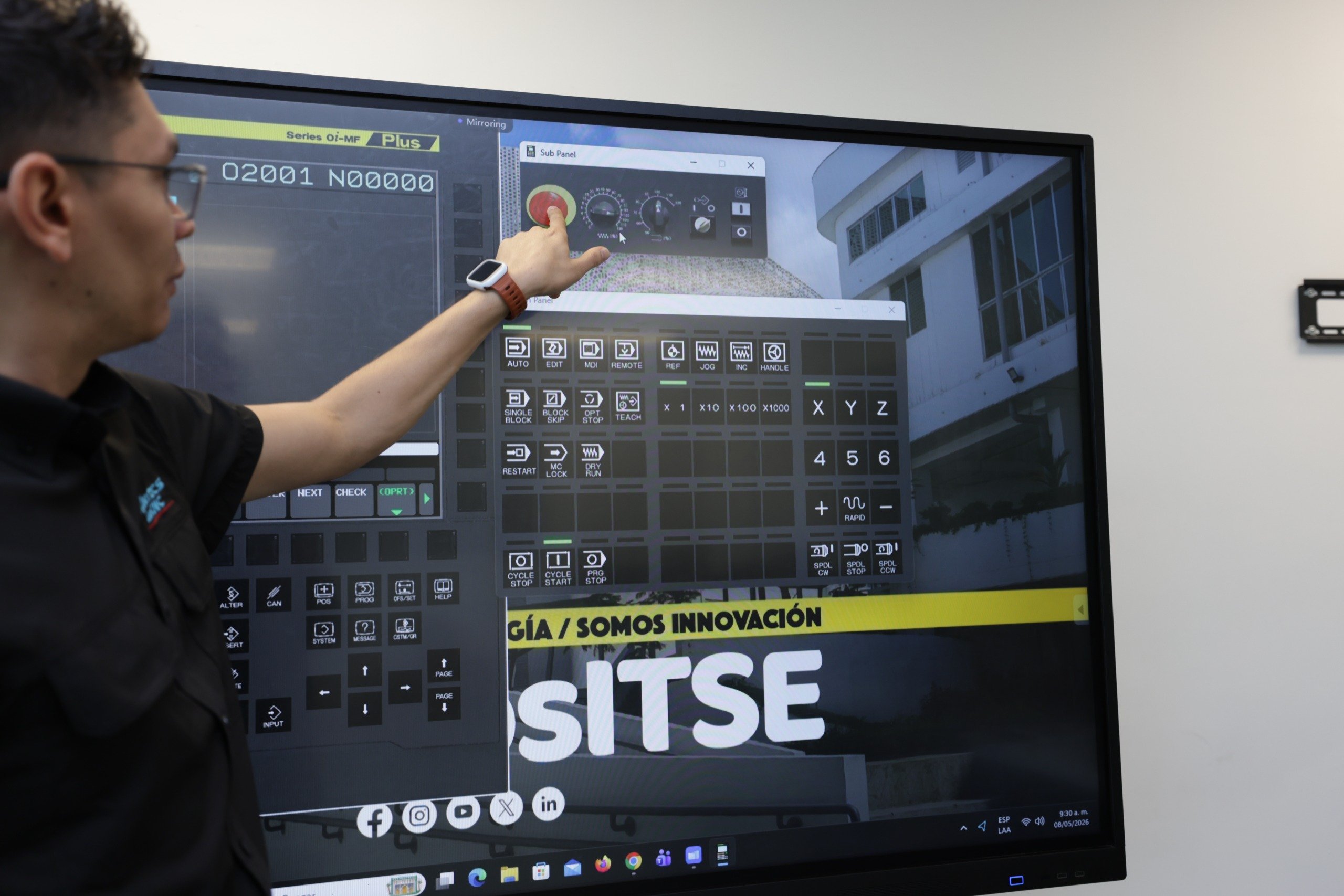 Escuela de Tecnología Industrial fortalece competencias en simulación CNC con entrenamiento especializado de FANUC